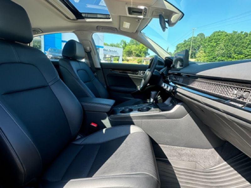 2024 Honda Civic Hatchback EX-L
