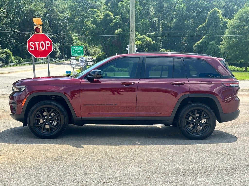 2025 Jeep Grand Cherokee Altitude