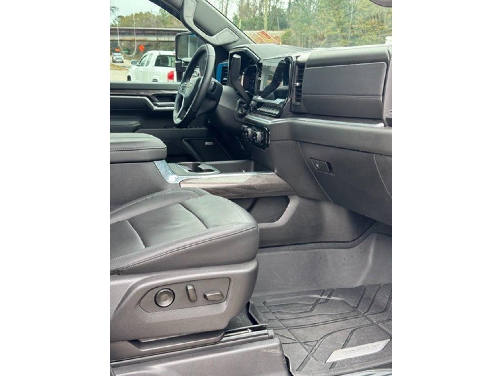 2025 Chevrolet Silverado 3500 HD LTZ