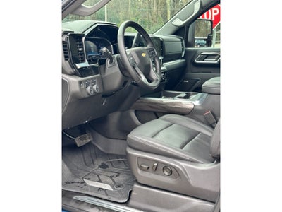 2025 Chevrolet Silverado 3500 HD LTZ