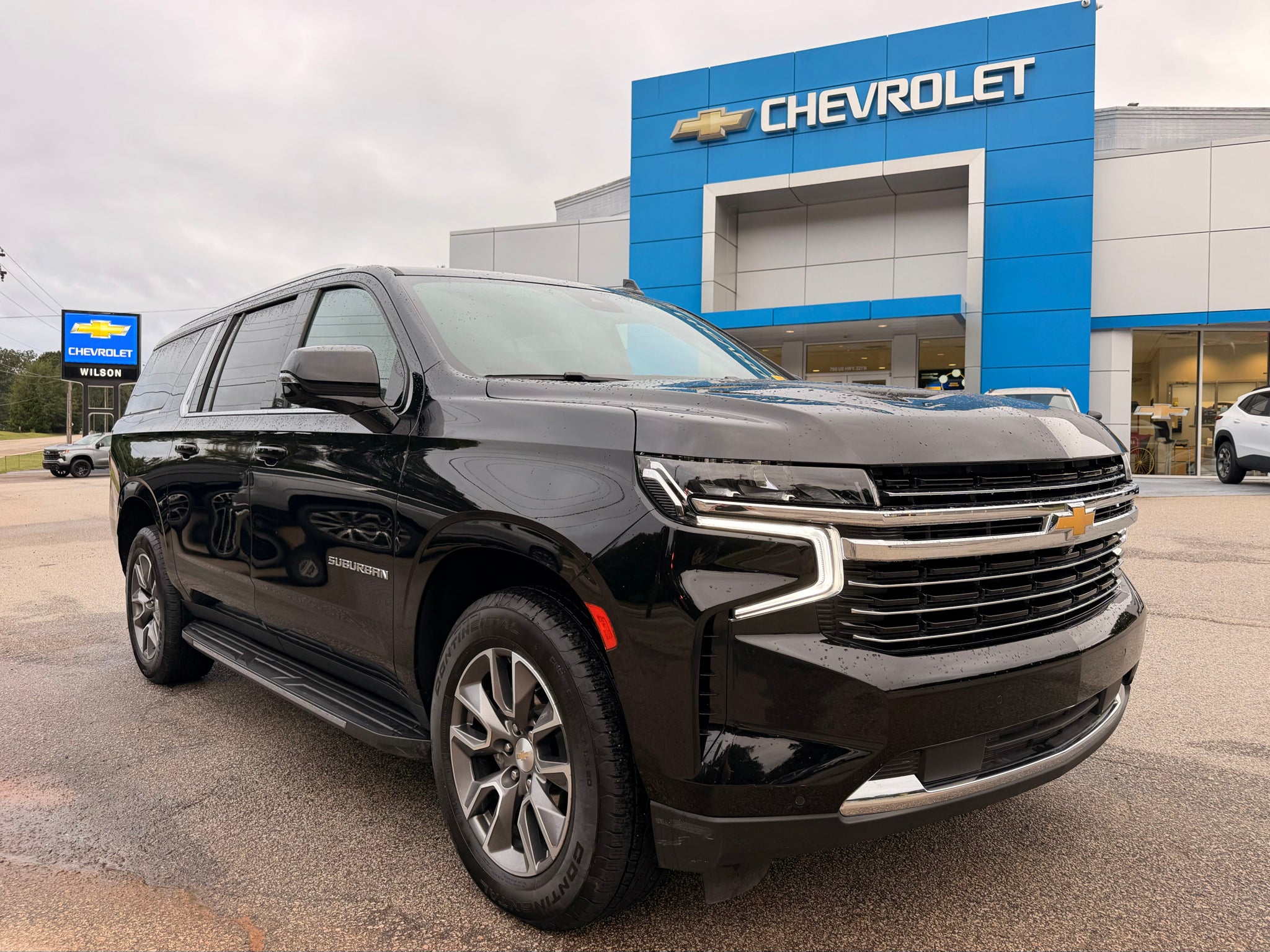 2024 Chevrolet Suburban LT
