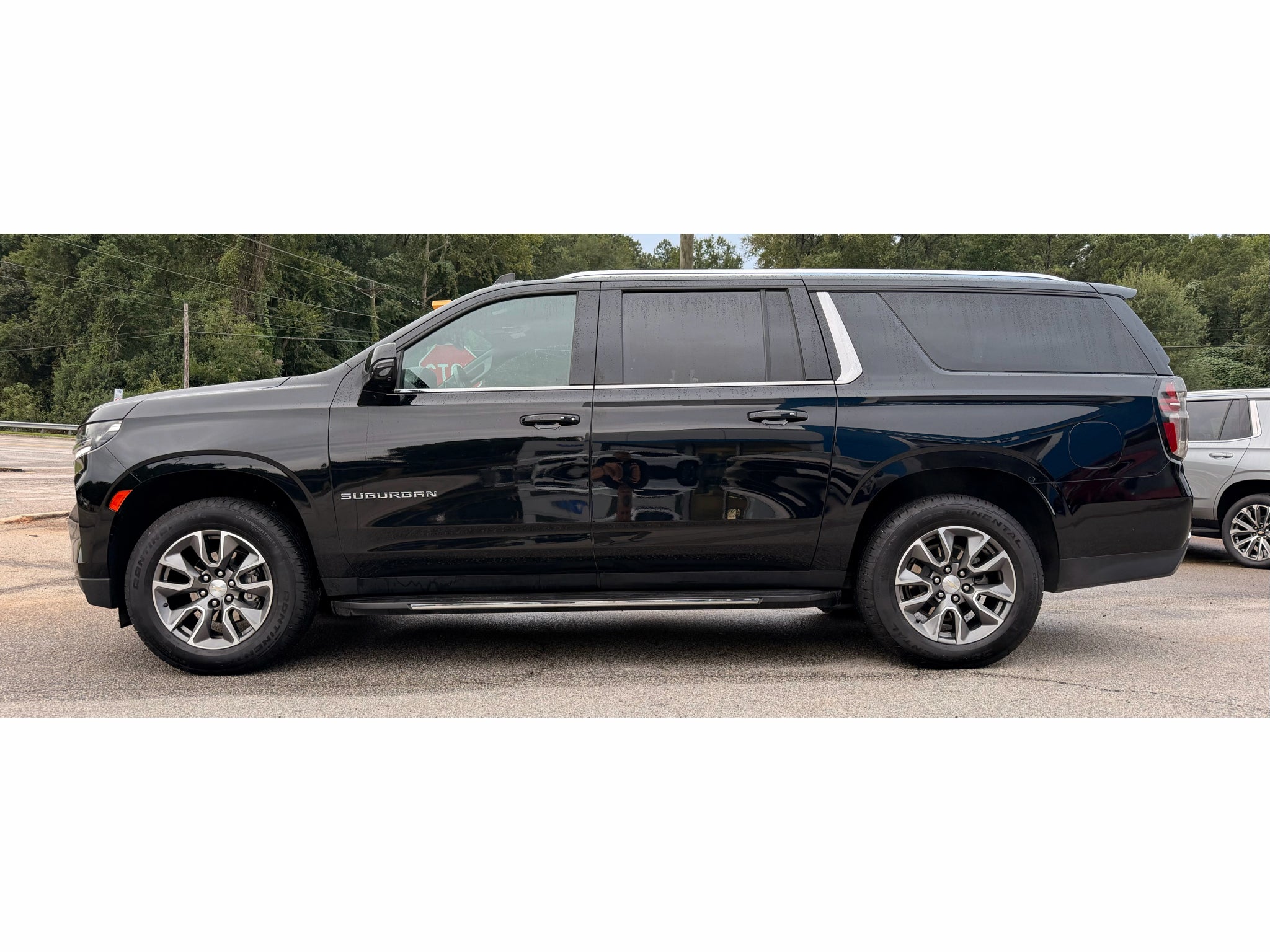 2024 Chevrolet Suburban LT