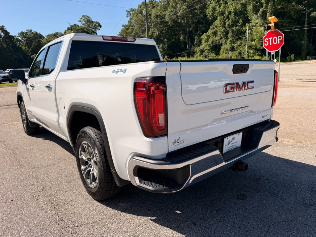 2025 GMC Sierra 1500 SLT