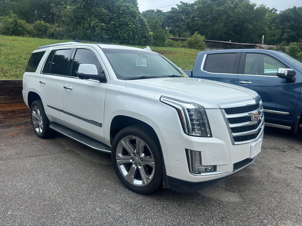 2017 Cadillac Escalade Luxury