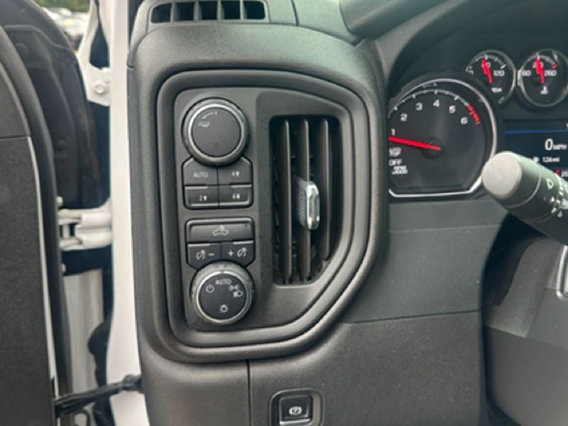 2022 Chevrolet Silverado 1500 LTD Custom Trail Boss