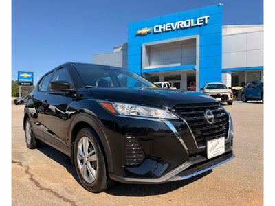 2024 Nissan Kicks S