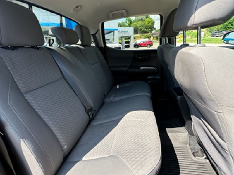 2022 Toyota Tacoma 2WD SR5