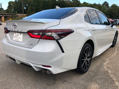 2024 Toyota Camry SE