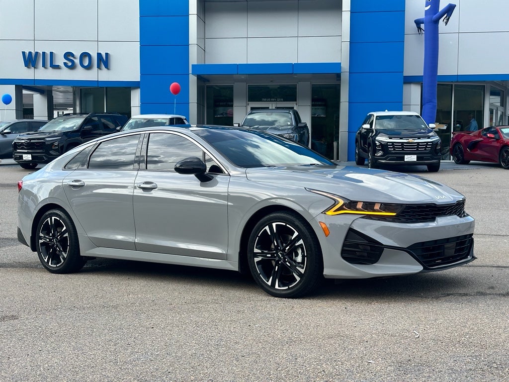 2022 Kia K5 GT-Line