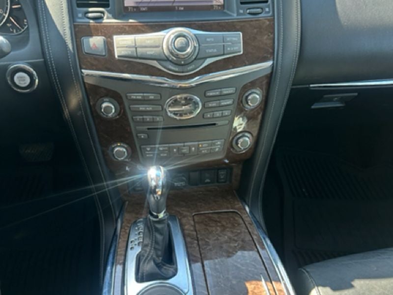 2017 INFINITI QX80 NA