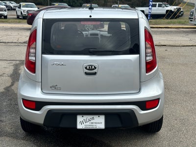 2013 Kia Soul Base