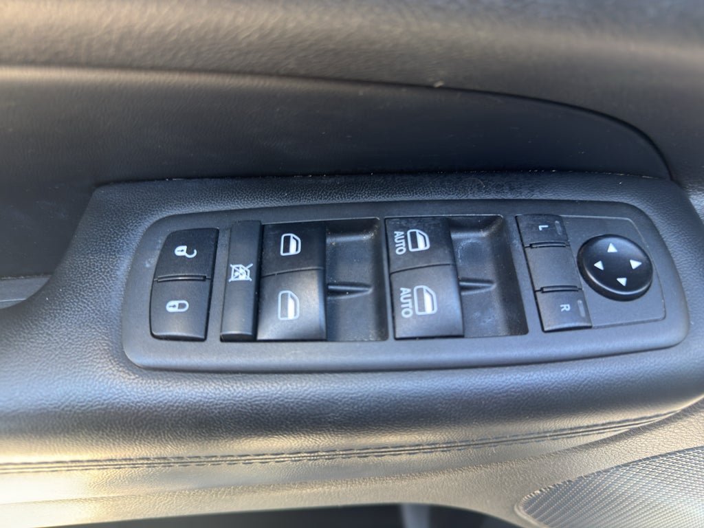 2019 Jeep Grand Cherokee Laredo E