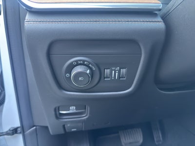 2026 Jeep Grand Cherokee Summit