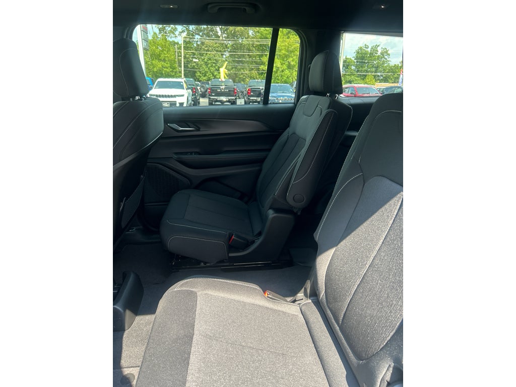 2026 Jeep Grand Cherokee L Laredo X
