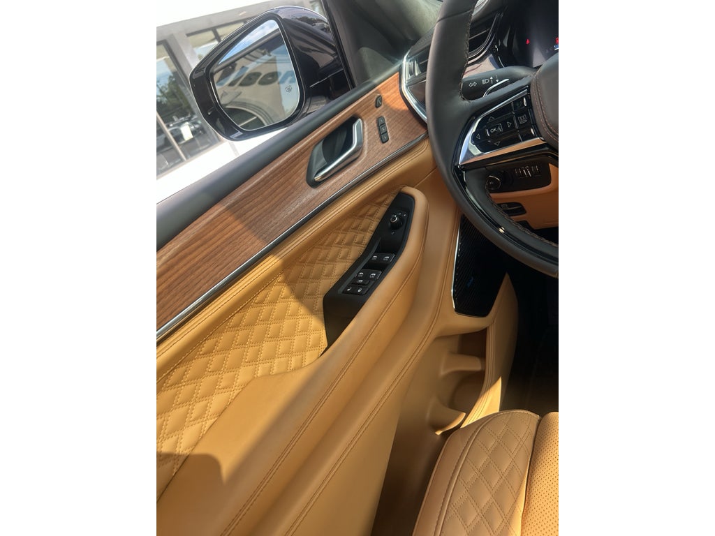 2026 Jeep Grand Cherokee L Summit