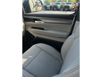 2027 Jeep Grand Wagoneer Base