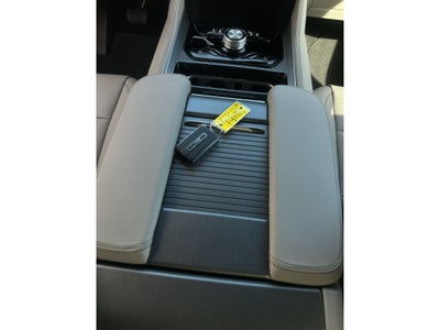 2027 Jeep Grand Wagoneer Base
