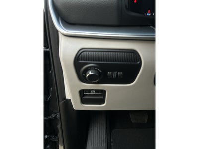 2027 Jeep Grand Wagoneer Base