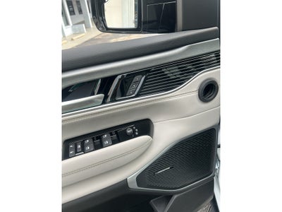 2026 Jeep Grand Wagoneer Base