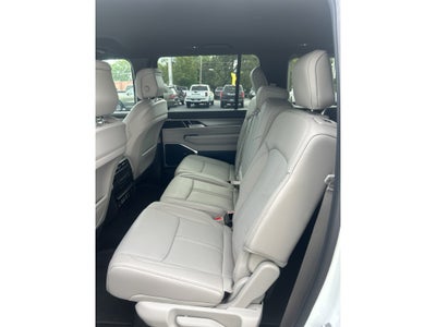 2026 Jeep Grand Wagoneer Base