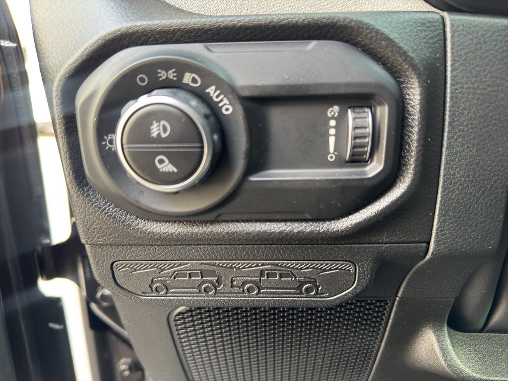 2026 Jeep Gladiator Willys