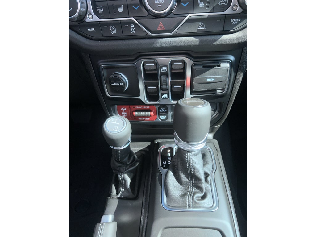 2026 Jeep Gladiator Shadow Ops