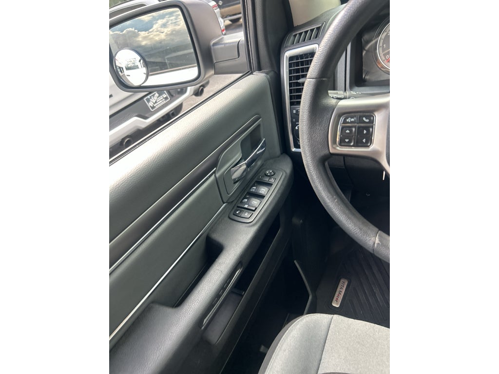 2022 RAM 1500 Classic SLT
