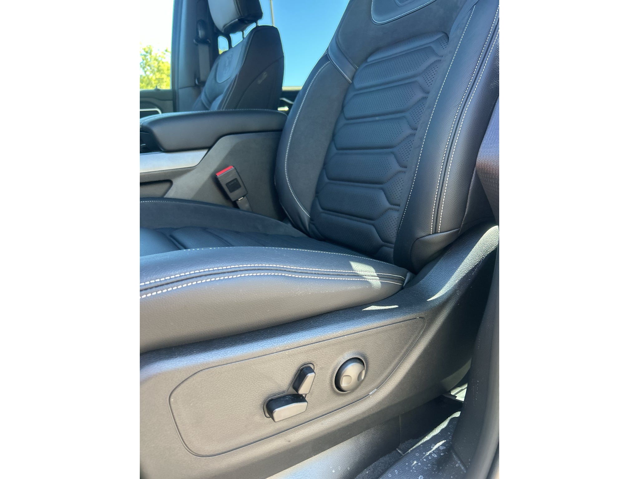 2027 RAM 1500 Big Horn