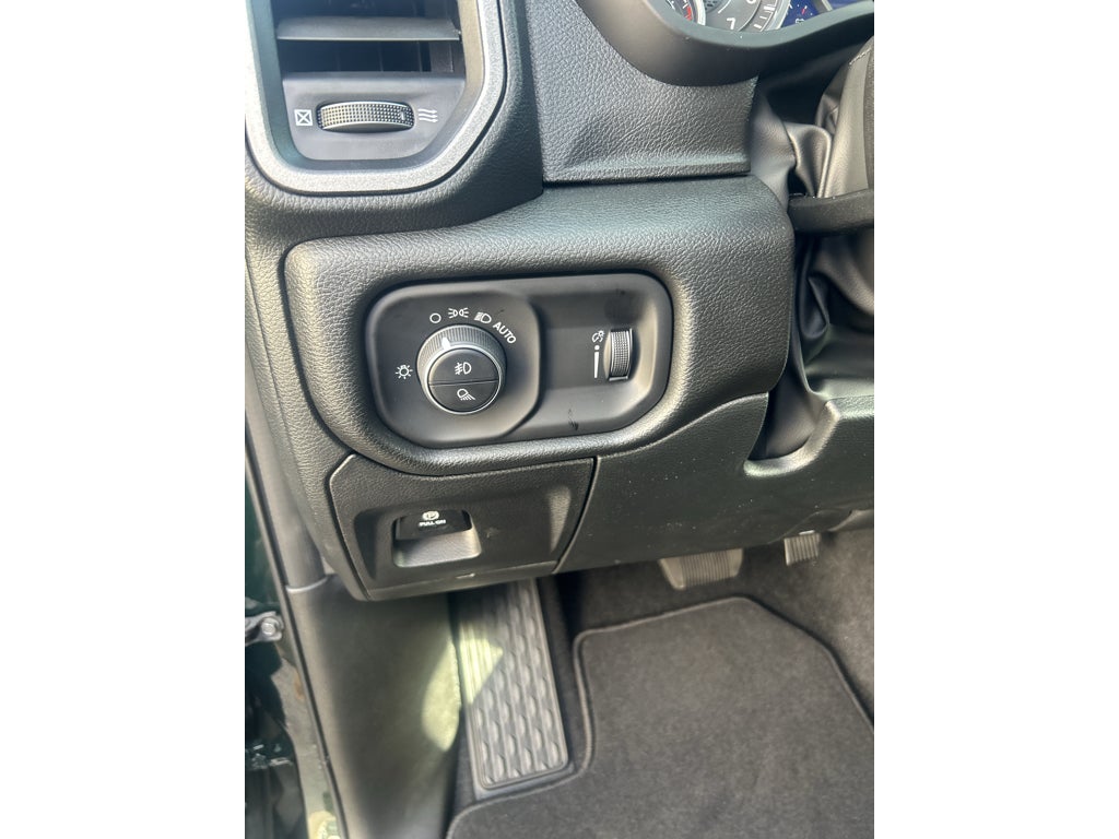 2027 RAM 1500 Express