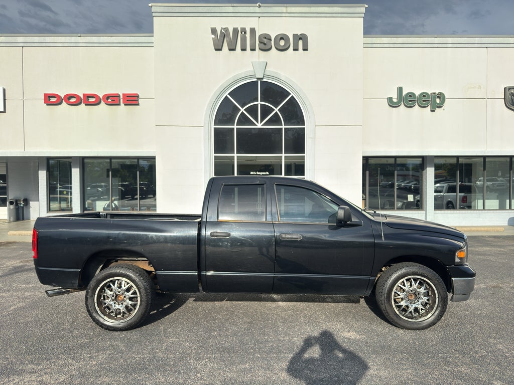 2004 Dodge Ram 1500 Pickup SLT