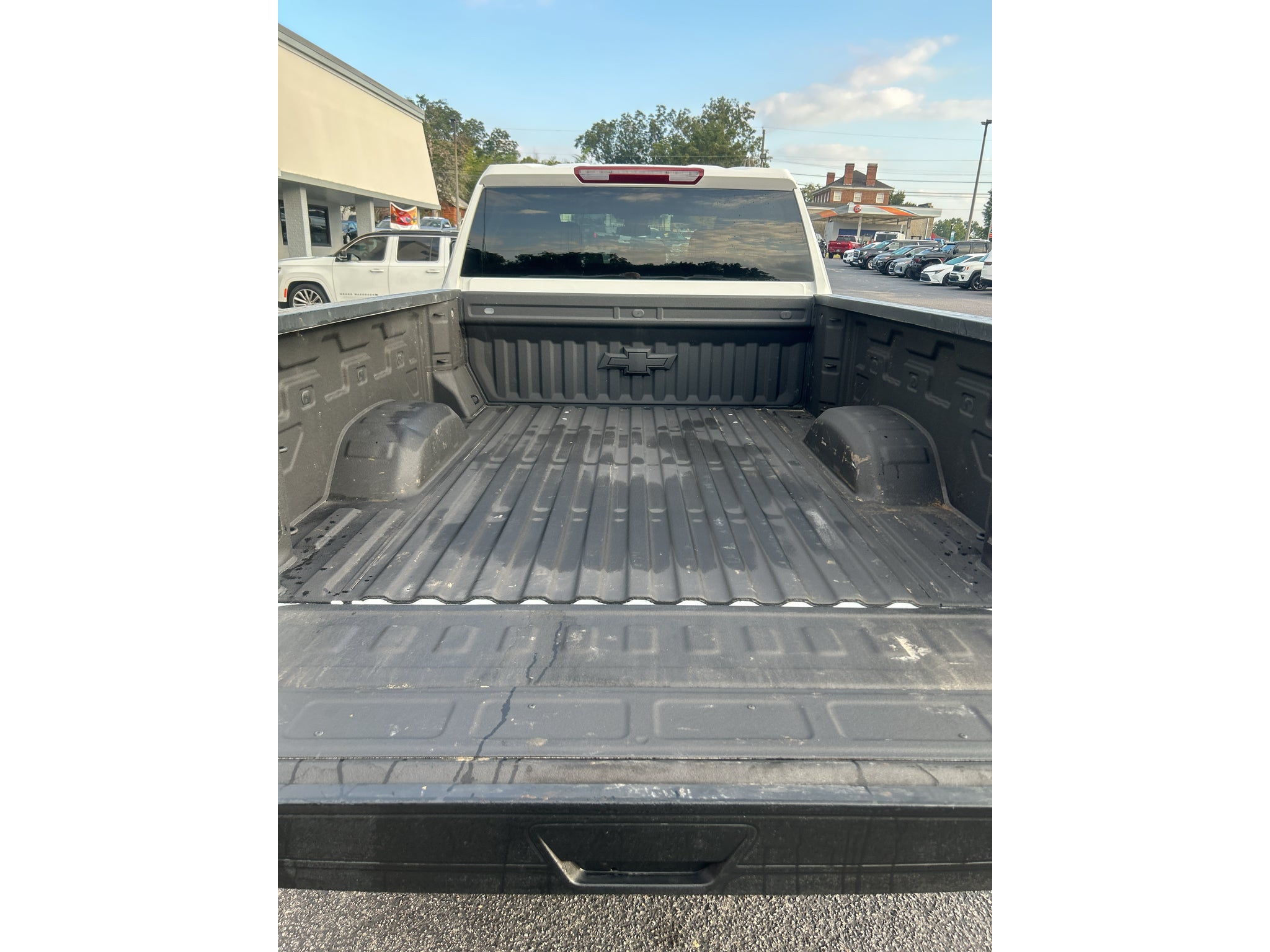 2025 Chevrolet Silverado LT