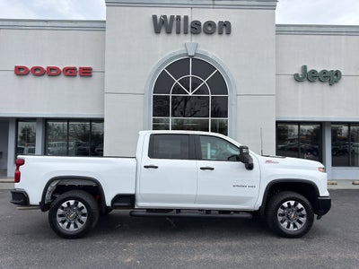 2025 Chevrolet Silverado Custom