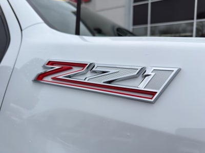 2025 Chevrolet Silverado Custom