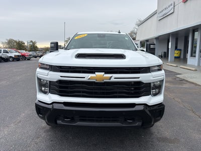 2025 Chevrolet Silverado Custom