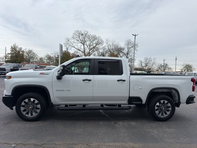 2025 Chevrolet Silverado Custom