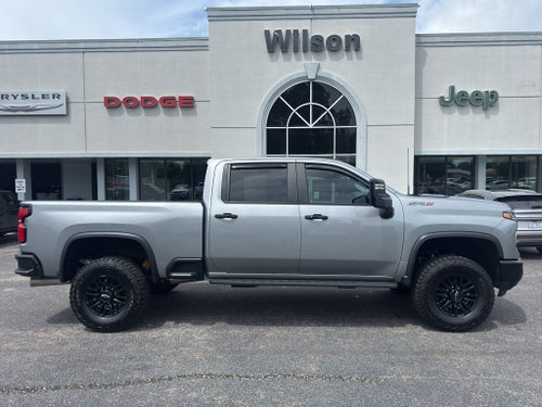 2025 Chevrolet Silverado ZR2