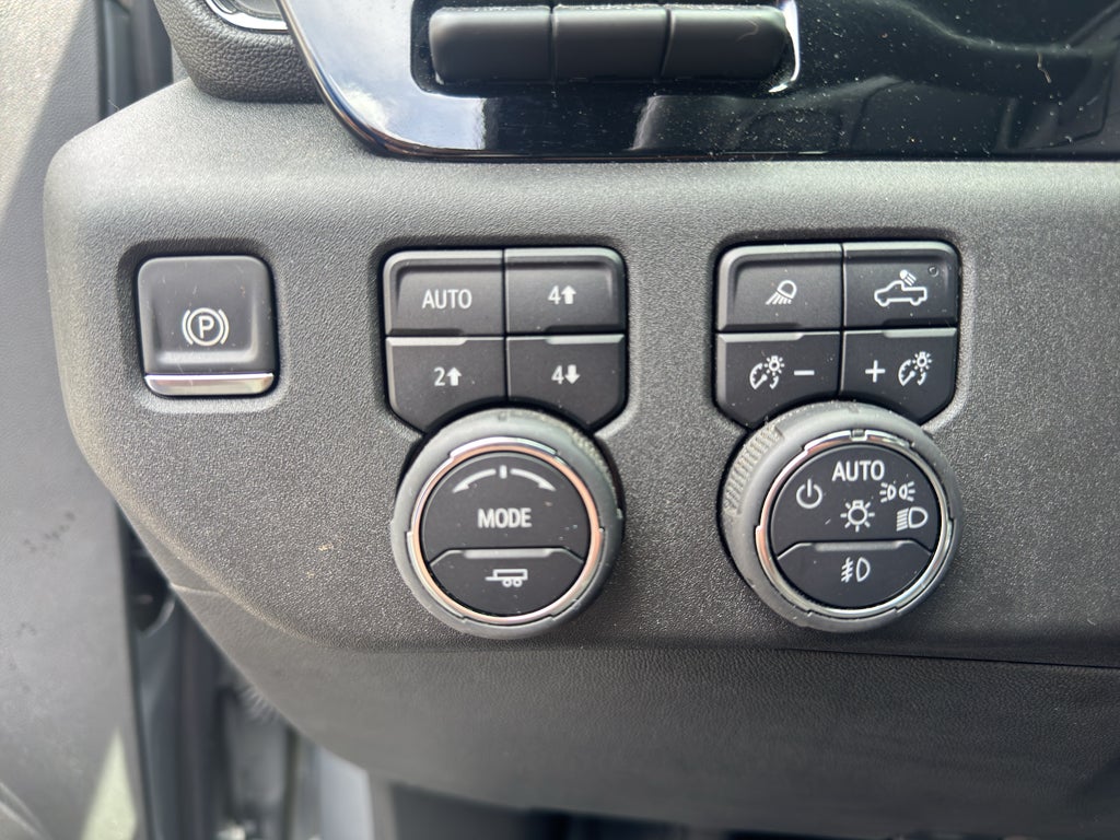 2025 Chevrolet Silverado ZR2