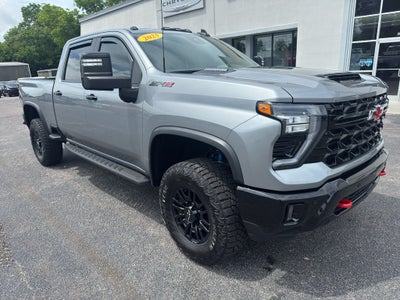 2025 Chevrolet Silverado ZR2
