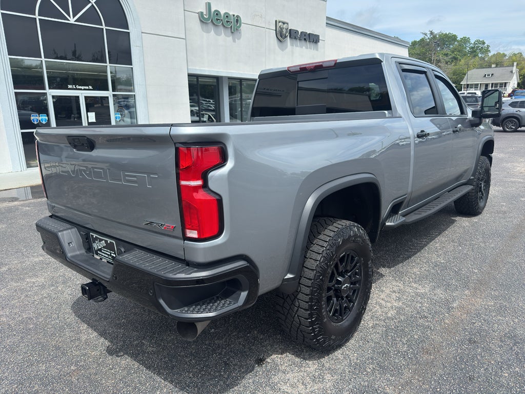 2025 Chevrolet Silverado ZR2