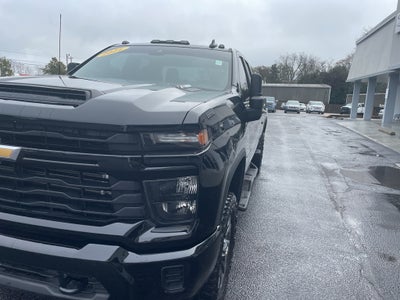 2024 Chevrolet Silverado Custom
