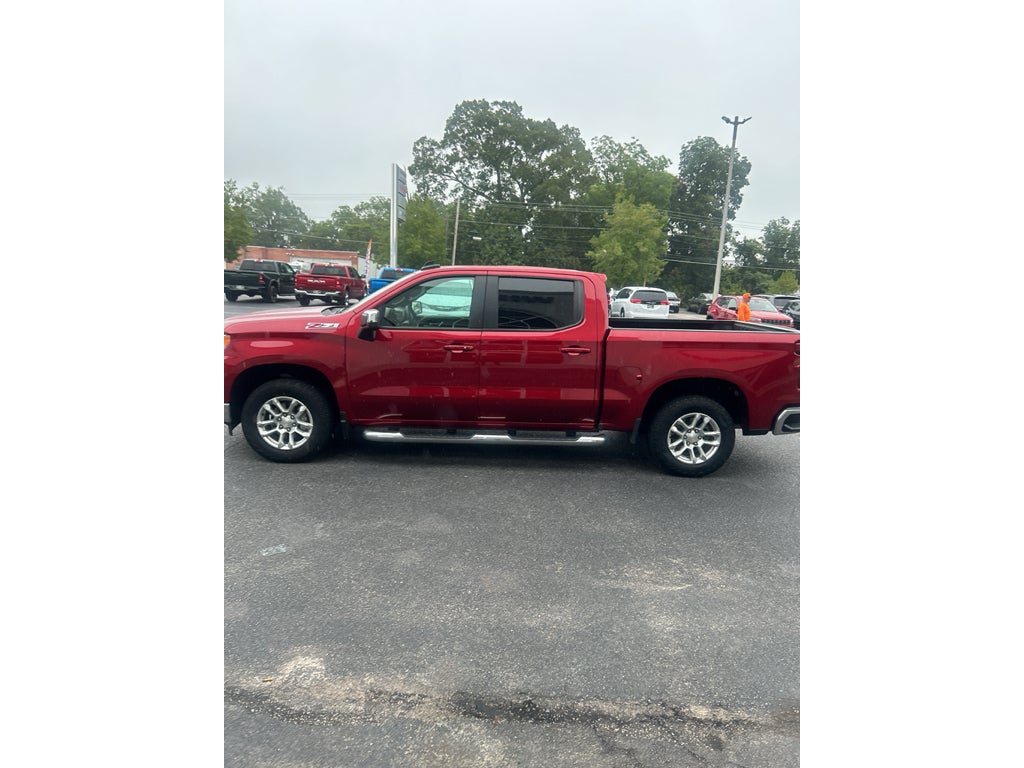 2024 Chevrolet Silverado LT