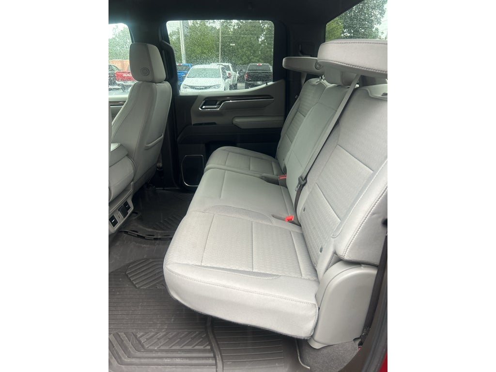 2024 Chevrolet Silverado LT