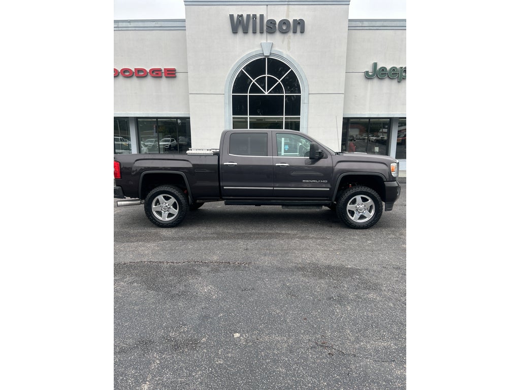 2015 GMC Sierra Denali