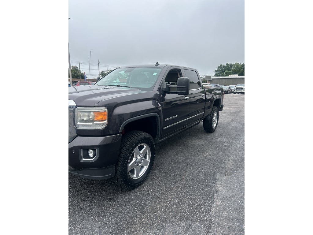 2015 GMC Sierra Denali
