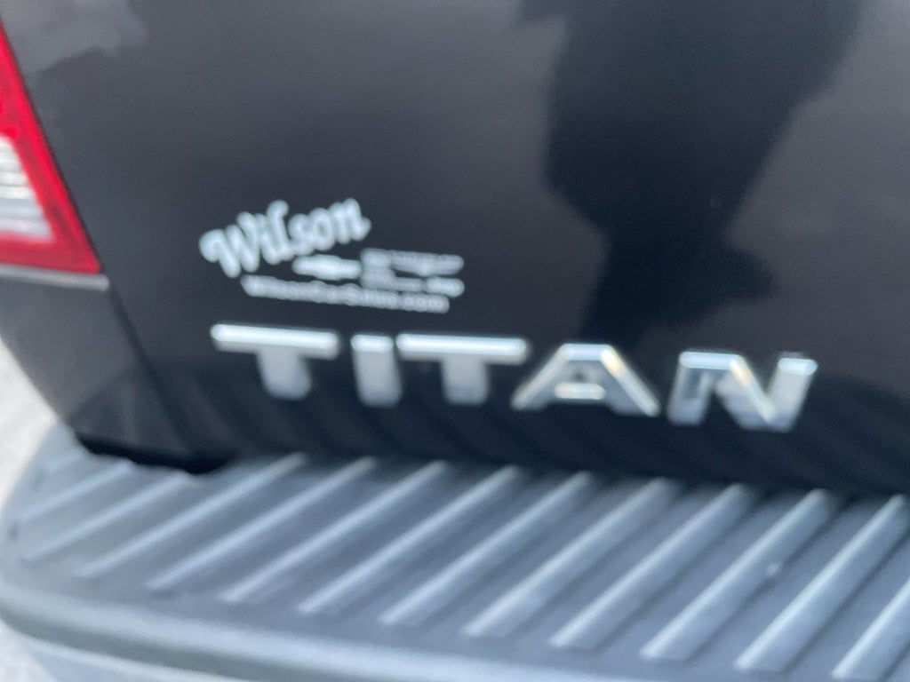 2012 Nissan Titan SV