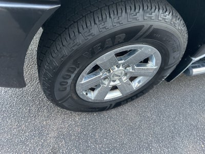 2012 Nissan Titan SV