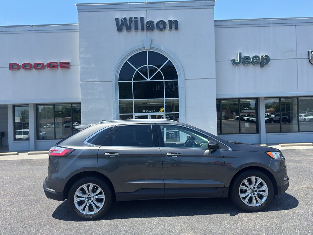2020 Ford Edge Titanium
