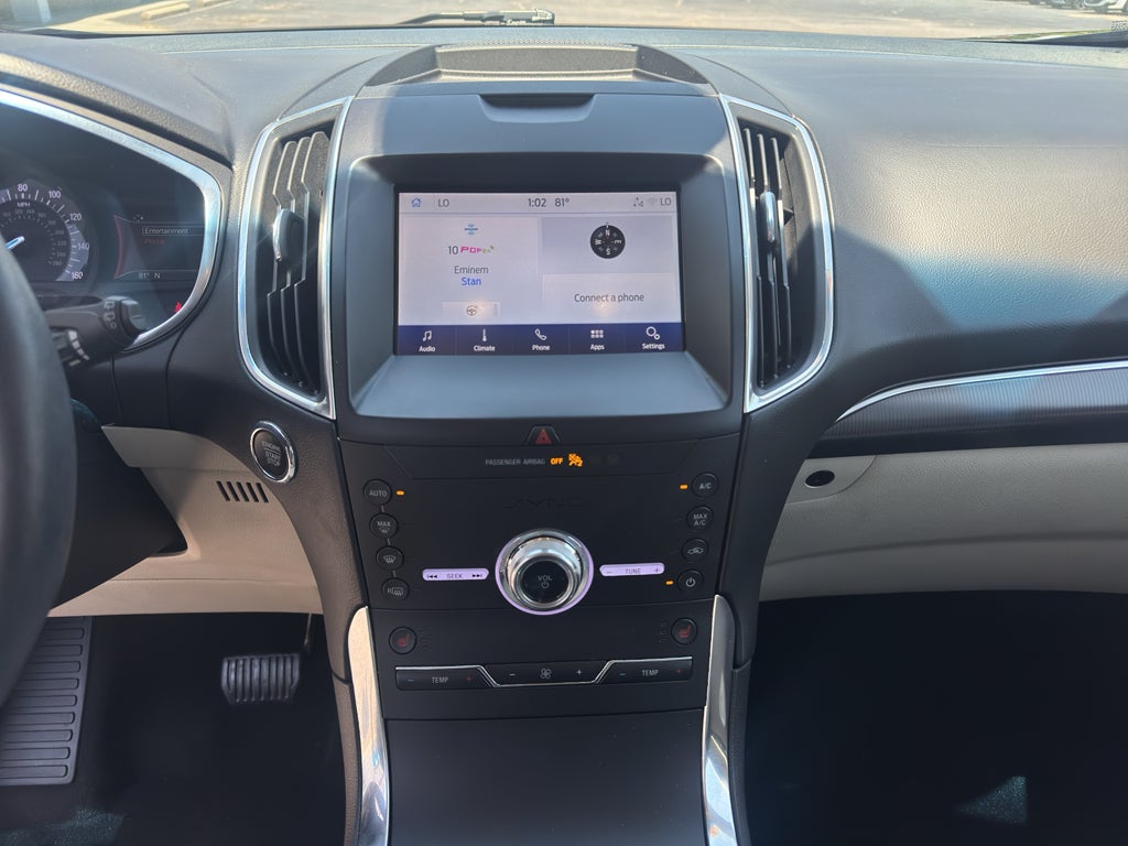 2020 Ford Edge Titanium