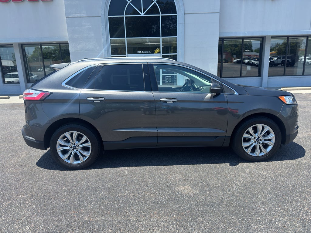 2020 Ford Edge Titanium