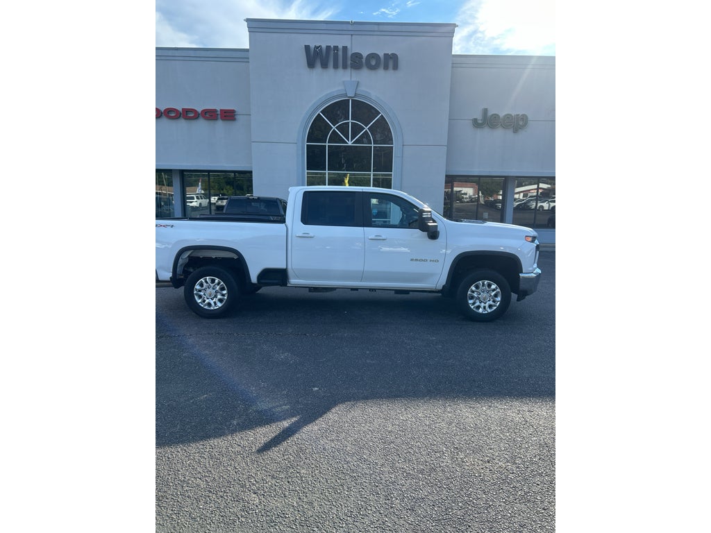 2022 Chevrolet Silverado LT
